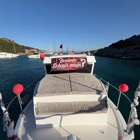 Kaçamak Yachting